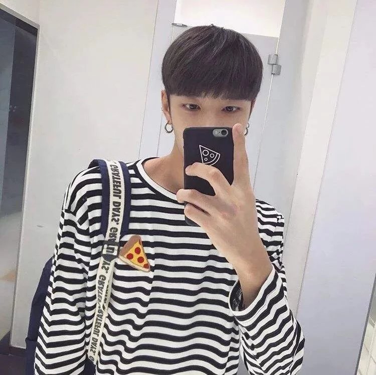 扶致若爱