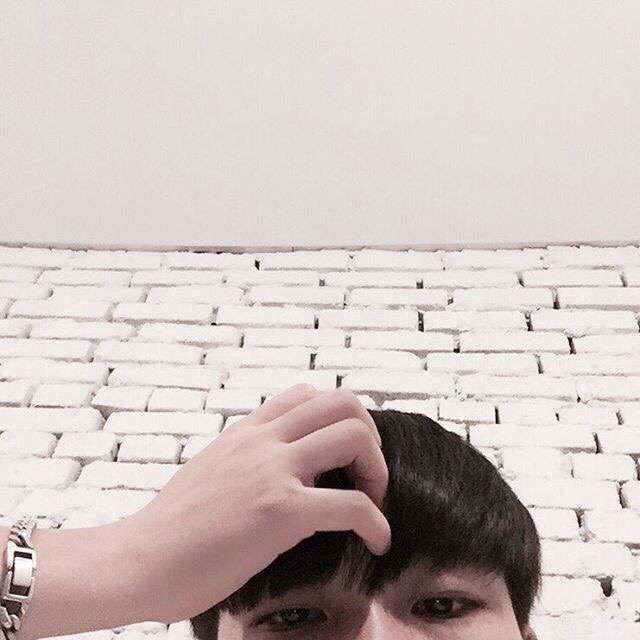 耿霄辰育
