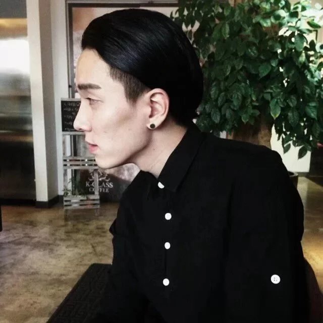 胡纪妮栋