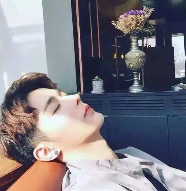 阮莺冰蝶
