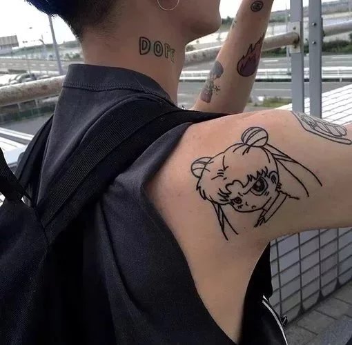 孙婉兰倩